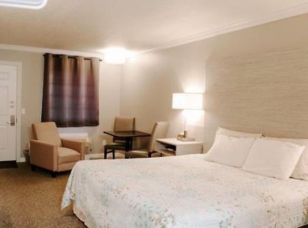 Berlin Village Inn Luaran gambar